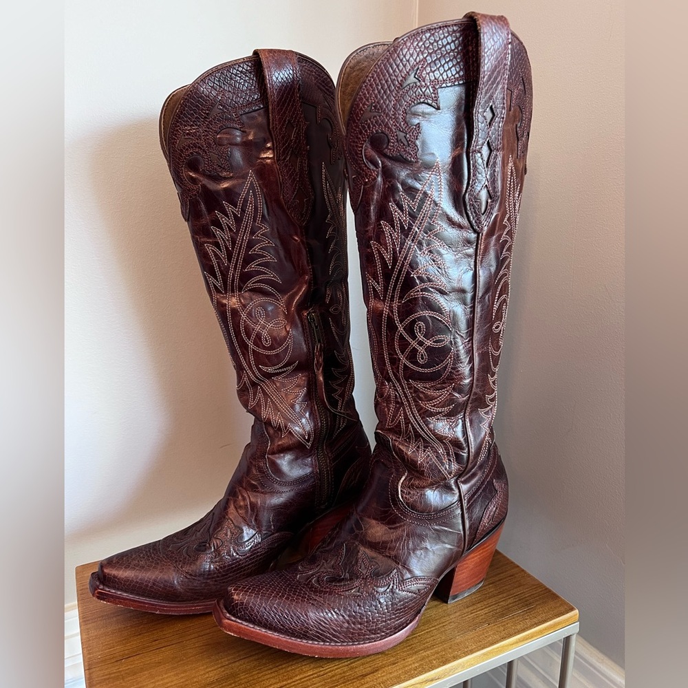 Ariat Geneva StretchFit Women’s Cowboy Boots